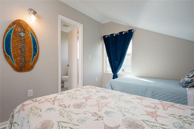 4021 Biscayne Beach Road, Port Bolivar, TX 77650
