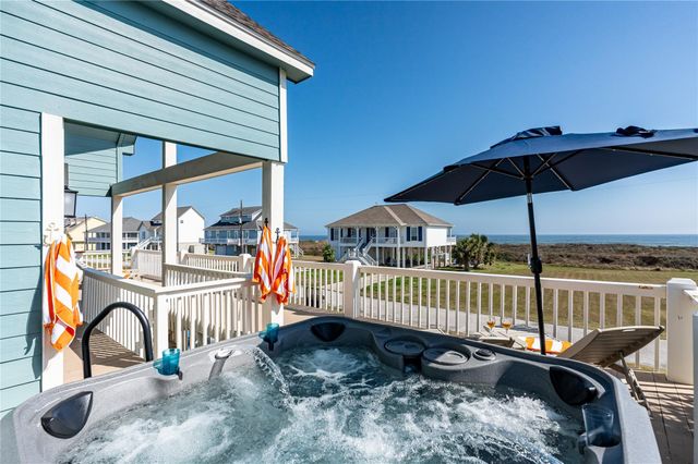 4021 Biscayne Beach Road, Port Bolivar, TX 77650