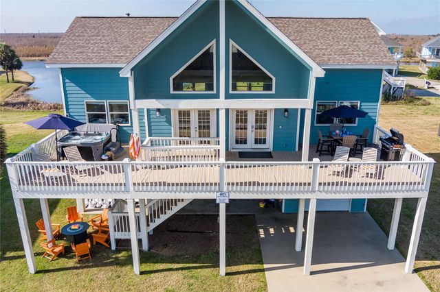 4021 Biscayne Beach Road, Port Bolivar, TX 77650