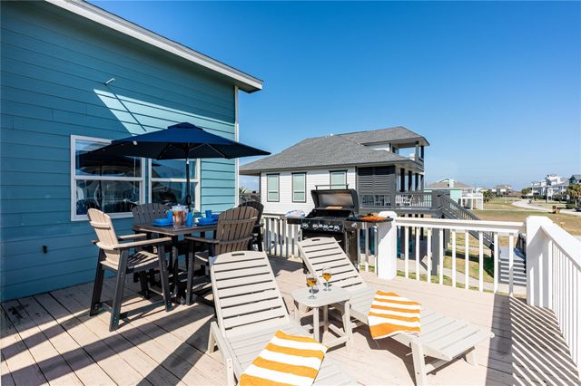 4021 Biscayne Beach Road, Port Bolivar, TX 77650