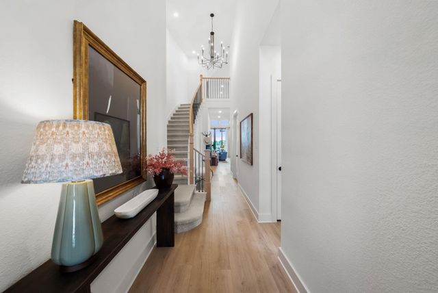 100 Ribera DR, Liberty Hill, TX 78642