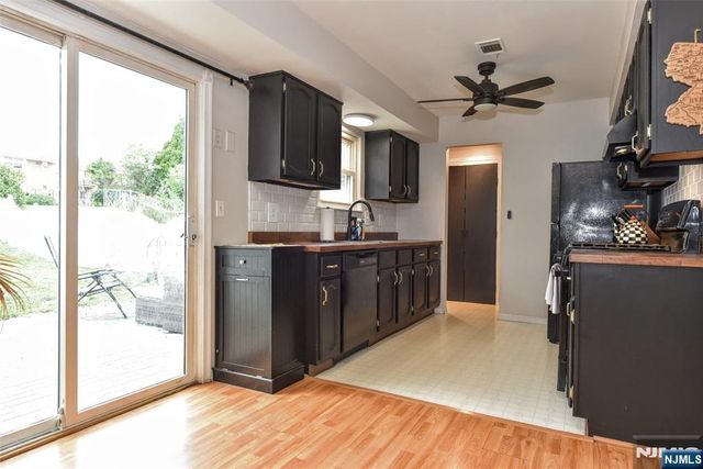 53 Lenape Trail, Washington Boro, NJ 07882