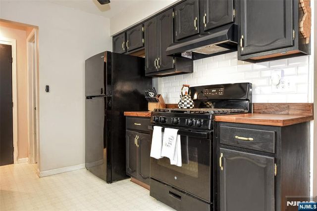 53 Lenape Trail, Washington Boro, NJ 07882