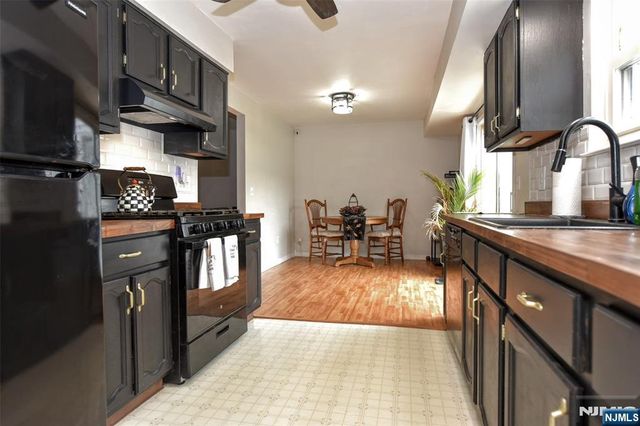 53 Lenape Trail, Washington Boro, NJ 07882