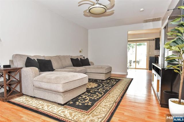 53 Lenape Trail, Washington Boro, NJ 07882