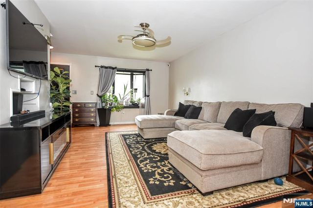 53 Lenape Trail, Washington Boro, NJ 07882