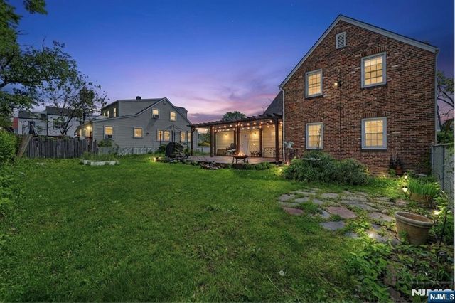 2 Lloyd Place, Belleville, NJ 07109