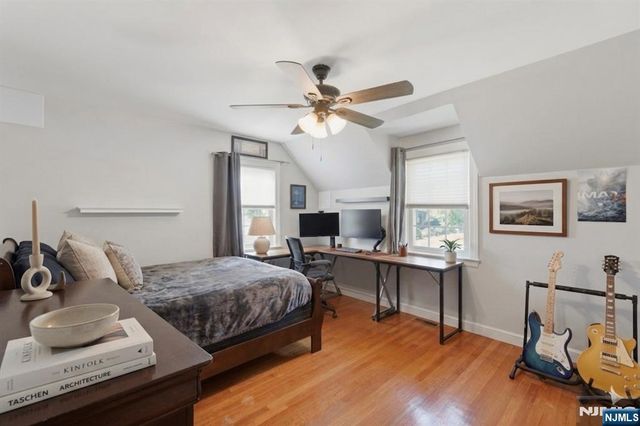 2 Lloyd Place, Belleville, NJ 07109