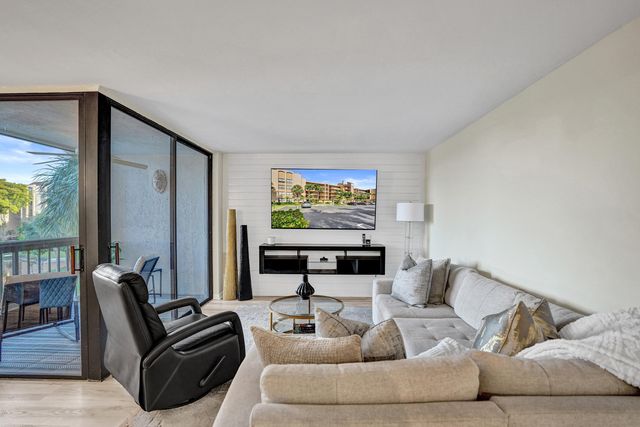 2455 Lindell Boulevard 3305, Delray Beach, FL 33444