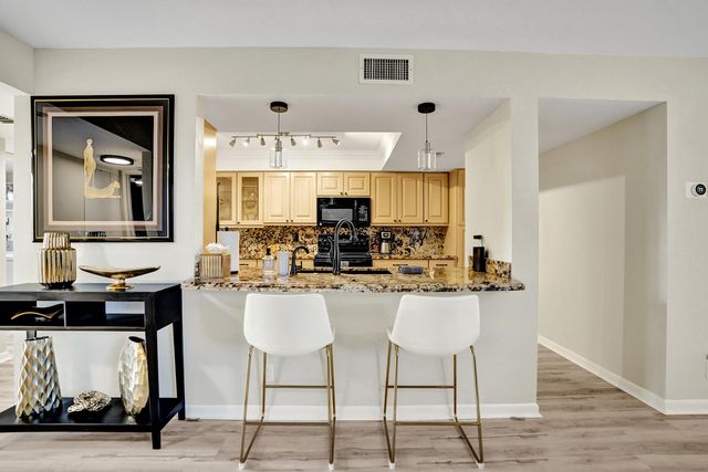 2455 Lindell Boulevard 3305, Delray Beach, FL 33444