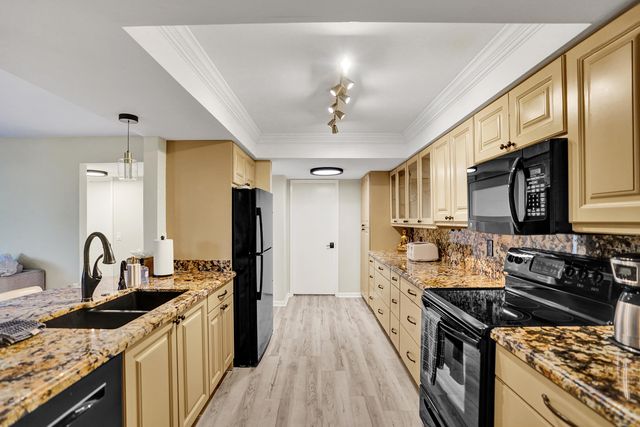 2455 Lindell Boulevard 3305, Delray Beach, FL 33444