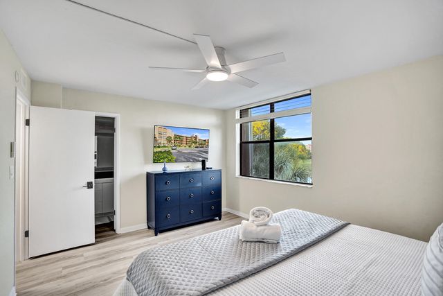 2455 Lindell Boulevard 3305, Delray Beach, FL 33444