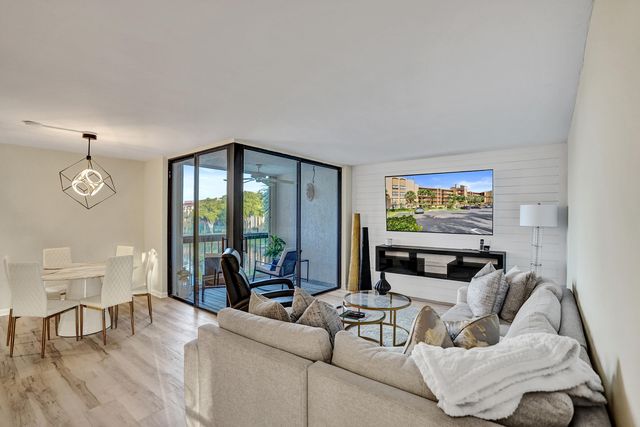 2455 Lindell Boulevard 3305, Delray Beach, FL 33444