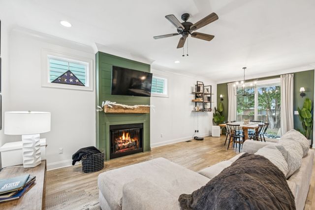 319 Campfire Ct, Winchester, TN 37398