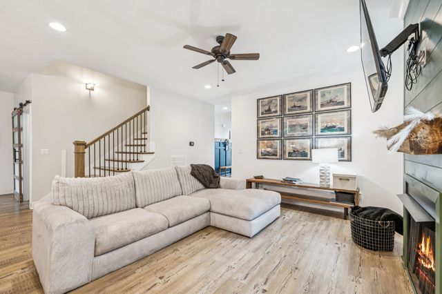 319 Campfire Ct, Winchester, TN 37398