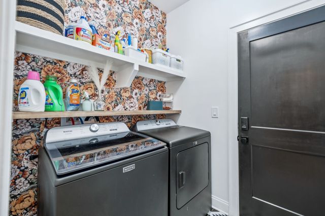 319 Campfire Ct, Winchester, TN 37398