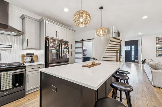 319 Campfire Ct, Winchester, TN 37398