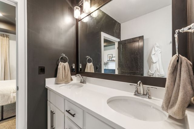 319 Campfire Ct, Winchester, TN 37398