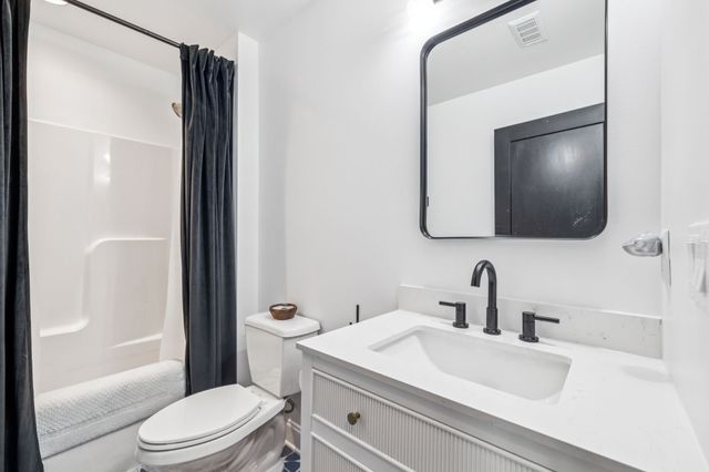 319 Campfire Ct, Winchester, TN 37398