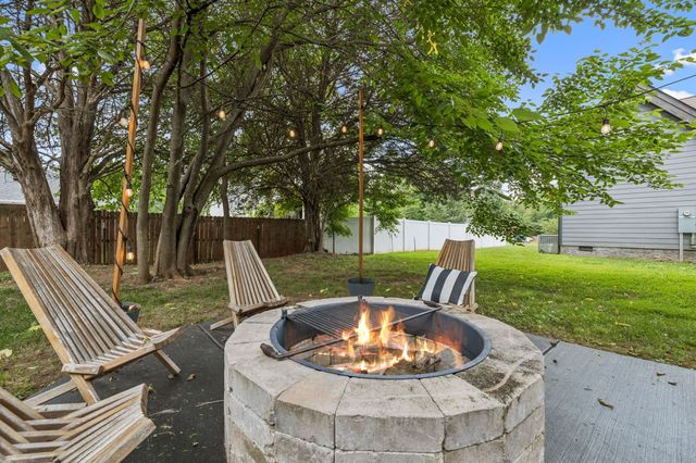 319 Campfire Ct, Winchester, TN 37398