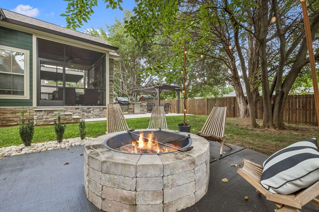 319 Campfire Ct, Winchester, TN 37398