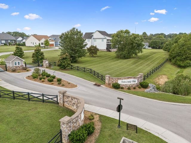 319 Campfire Ct, Winchester, TN 37398