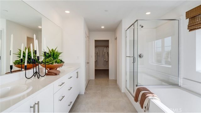 303 Grand Sky Lane, Perris, CA 92570
