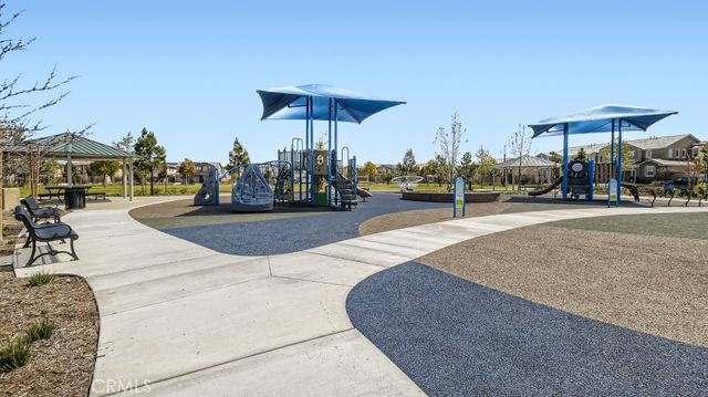 303 Grand Sky Lane, Perris, CA 92570