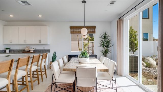 303 Grand Sky Lane, Perris, CA 92570
