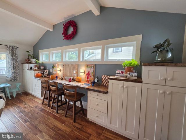 92 BRADFORD AVE, Little Falls, NJ 07424