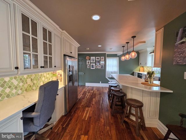 92 BRADFORD AVE, Little Falls, NJ 07424