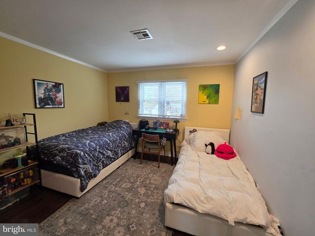92 BRADFORD AVE, Little Falls, NJ 07424