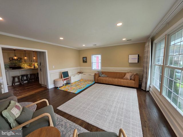 92 BRADFORD AVE, Little Falls, NJ 07424