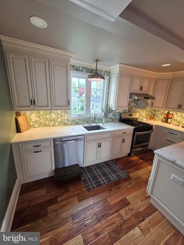 92 BRADFORD AVE, Little Falls, NJ 07424