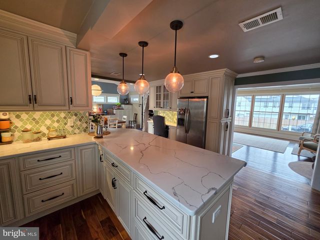 92 BRADFORD AVE, Little Falls, NJ 07424