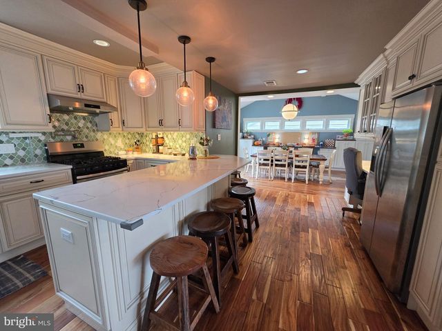 92 BRADFORD AVE, Little Falls, NJ 07424