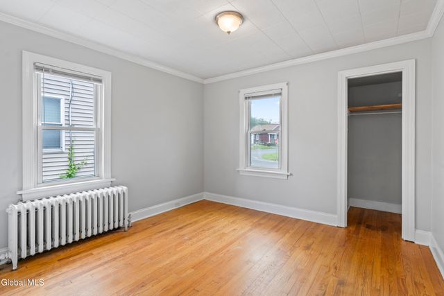 14 Woodside Avenue, Colonie, NY 12205