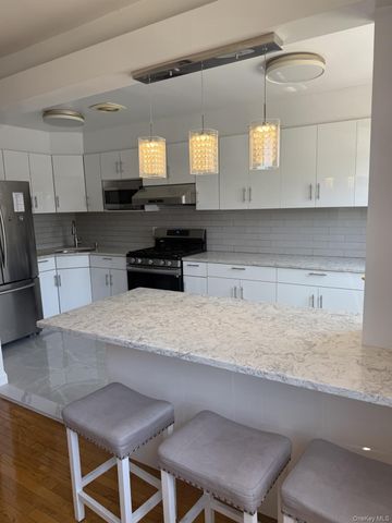 7111 60th Avenue, Maspeth, NY 11378