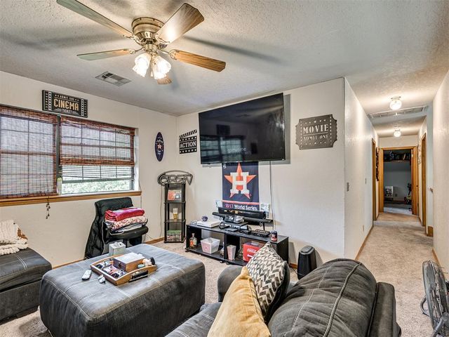 1828 NW 176th Street, Edmond, OK 73012