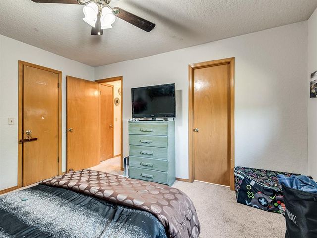 1828 NW 176th Street, Edmond, OK 73012