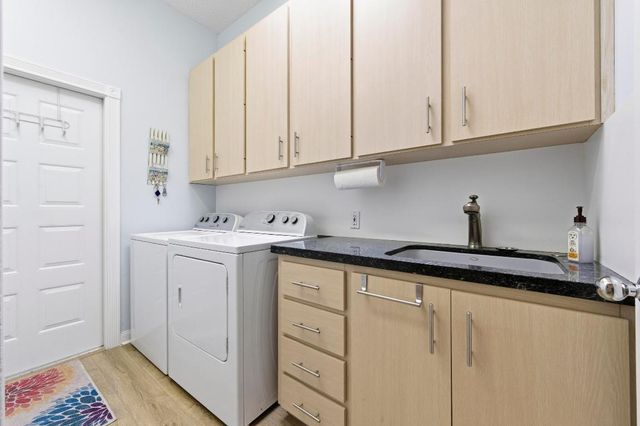 325 Kelsey Park Circle, Palm Beach Gardens, FL 33410