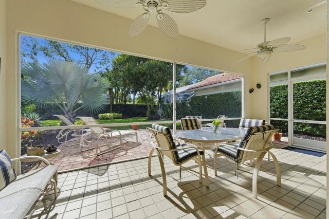 325 Kelsey Park Circle, Palm Beach Gardens, FL 33410