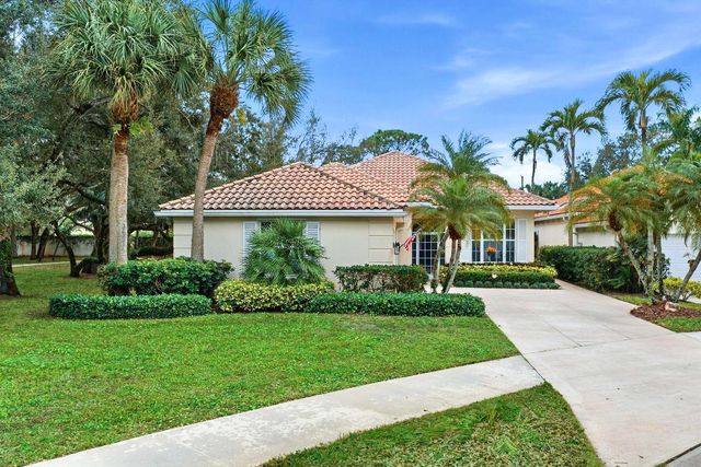 325 Kelsey Park Circle, Palm Beach Gardens, FL 33410