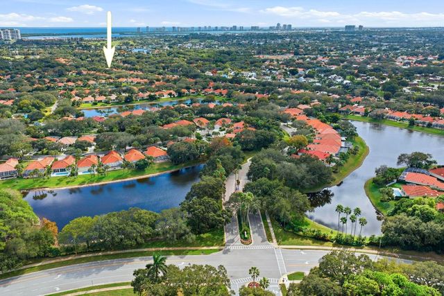 325 Kelsey Park Circle, Palm Beach Gardens, FL 33410