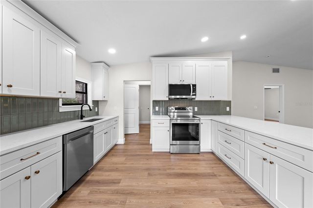 5824 DEASE RD, St Cloud, FL 34771