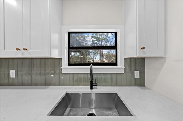 5824 DEASE RD, St Cloud, FL 34771