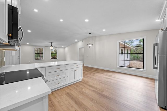 5824 DEASE RD, St Cloud, FL 34771