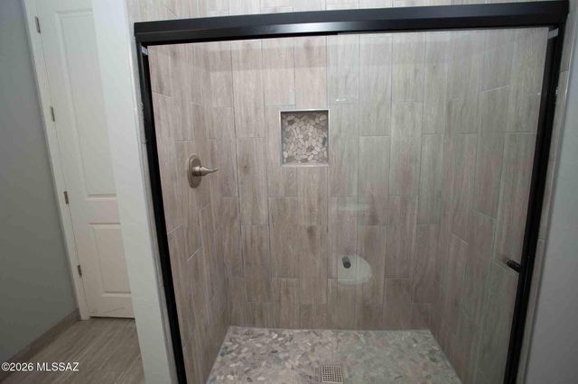 21 Via Inglaterra Court, Rio Rico, AZ 85648