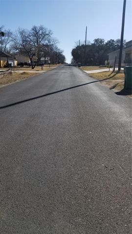 722 Pecan LN, Cottonwood Shores, TX 78657