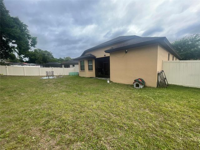 824 VINO VERDE CIRCLE, Brandon, FL 33511